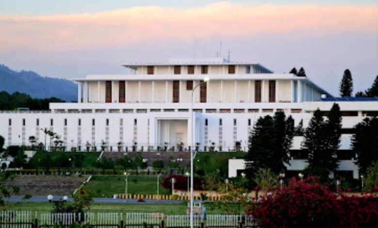Photo of ISLAMABAD: Aiwan-e-Sadr to open its doors to general public on Saturday January 2022