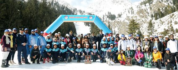 Photo of Prize Distribution ceremony of 20th Saadia Khan Ski Cup and Children Ski Championship-2022 held at PAF Ski Resort, Naltar